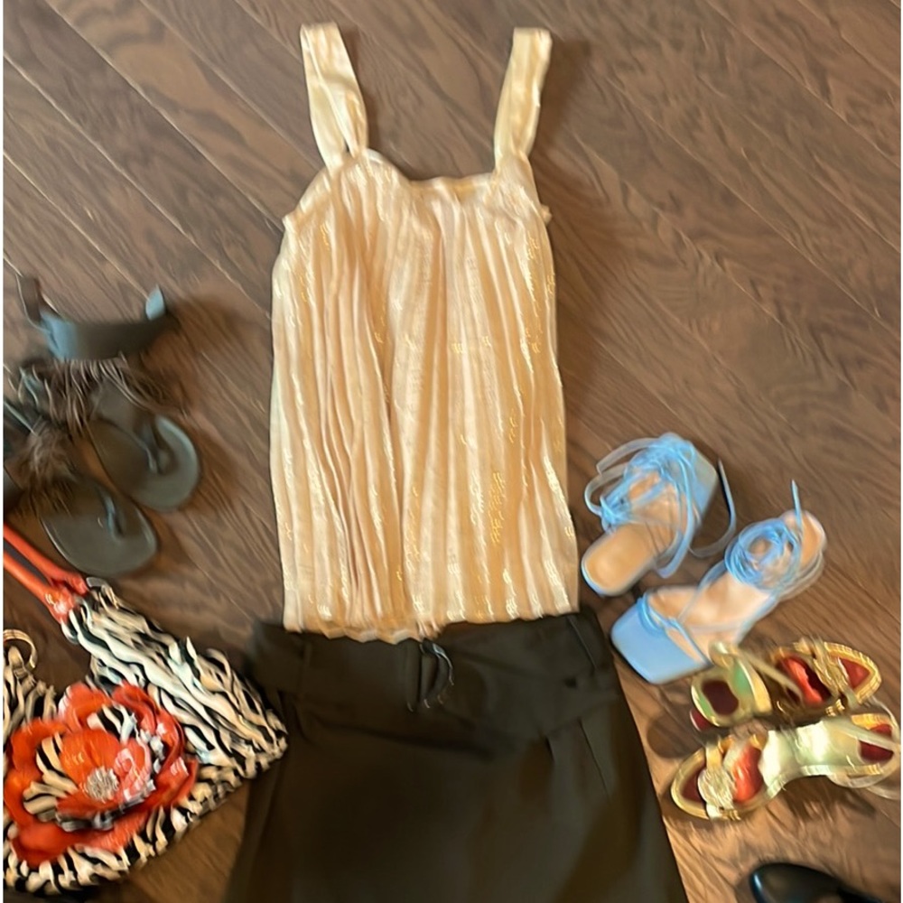 Beautiful top, brand new NY collection xl